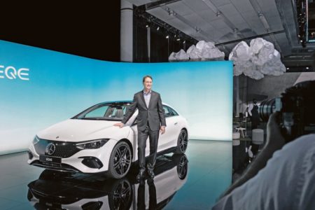 Daimler steigt in die Batteriezellenproduktion ein