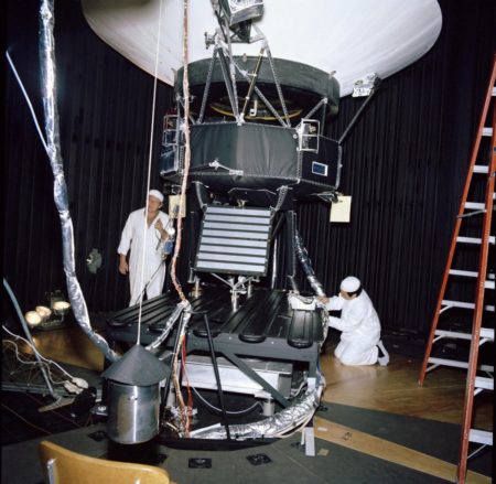 The Voyager 1 space probe is sending readable data to NASA again | voyager 1 construction
