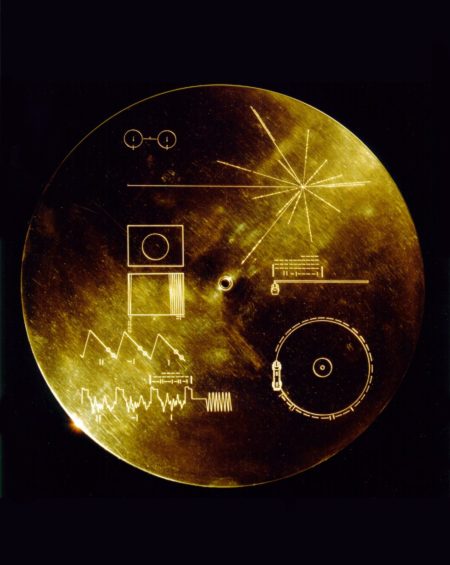 The Voyager 1 space probe is sending readable data to NASA again | voyager 8 golden record