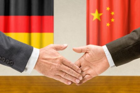 Deutschlands Industrie weit weniger abhängig von China als die Industrien anderer Länder