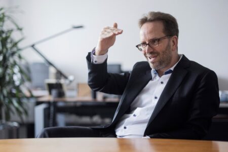 Bundesnetzagentur: Ihr Chef Klaus Müller verlangt für die Energiewende Planungssicherheit für die Investitionen