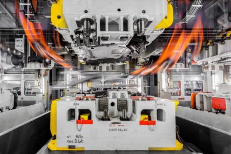 Werkzeugbau des Jahres 2023 baut die Umformwerkzeuge für Fahrzeuge von BMW