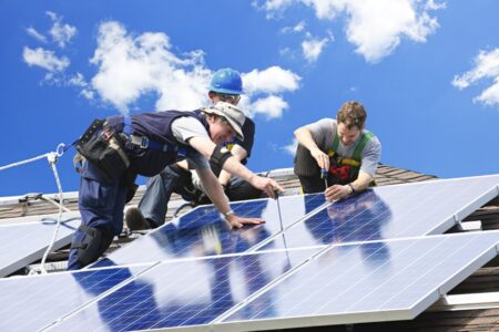 Photovoltaikanlagen: Einspeisevergütung sinkt, weiterhin keine Mehrwertsteuer