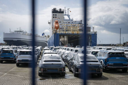 Subventionsstopp für Elektroautos: vom Hafen direkt in den Stau
