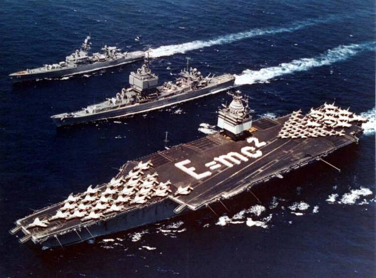 Flugzeugträger USS Enterprise bei seiner Weltumrundung
