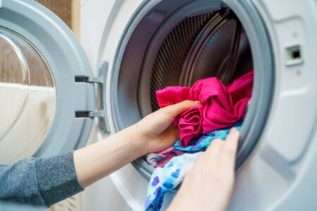 Faktencheck: Verschluckt die Waschmaschine tatsächlich Socken?