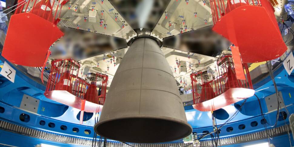 Ein Europea Service Module der Orion-Mondkapsel in der Fertigung bei Airbus in Bremen.