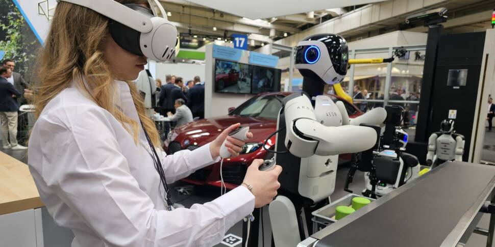 Bedienung eines Humanoiden Roboters per AR-Controller
